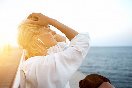 Stressbewältigung durch positive Emotionen - Relaxen hilft
