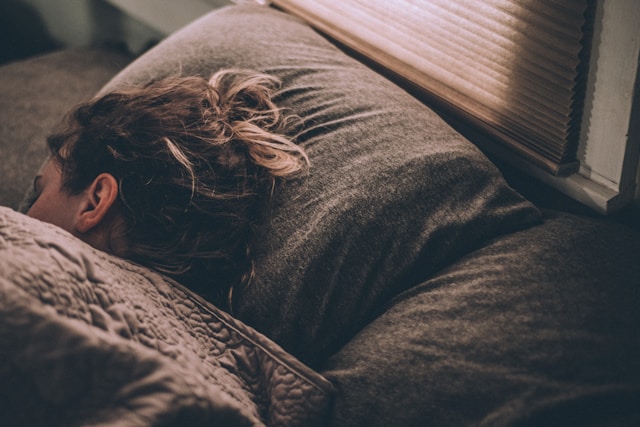 Besser schlafen – 7 effektive Tipps für erholsame Nächte und neue Energie
